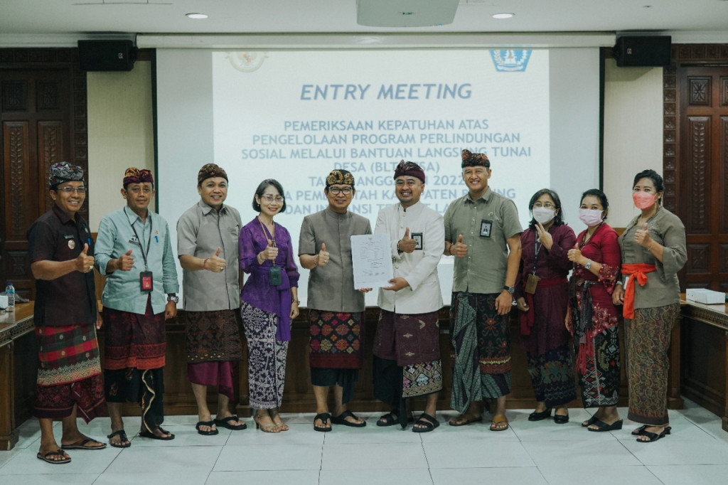 Sekda Badung Terima Entry Meeting BPK